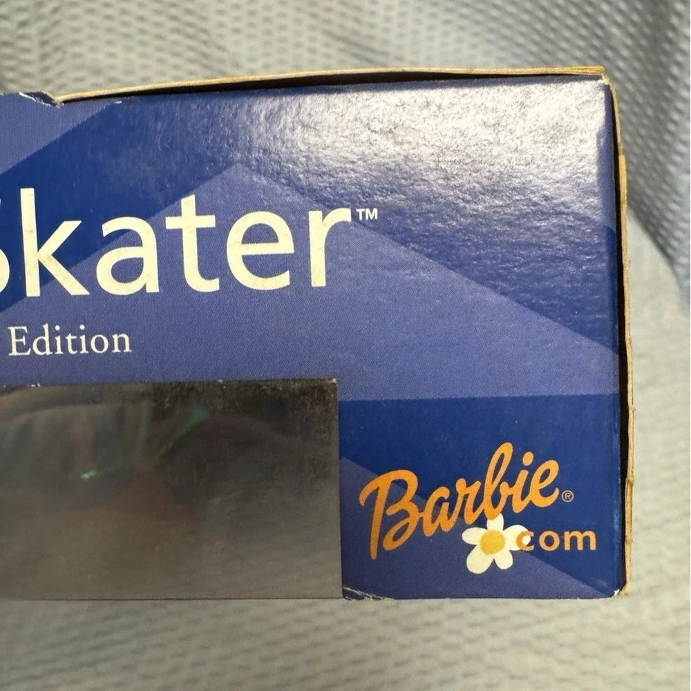 2002 Barbie Star Skater Twirl Spin Winter Olympics Salt Lake City SEALED #53375